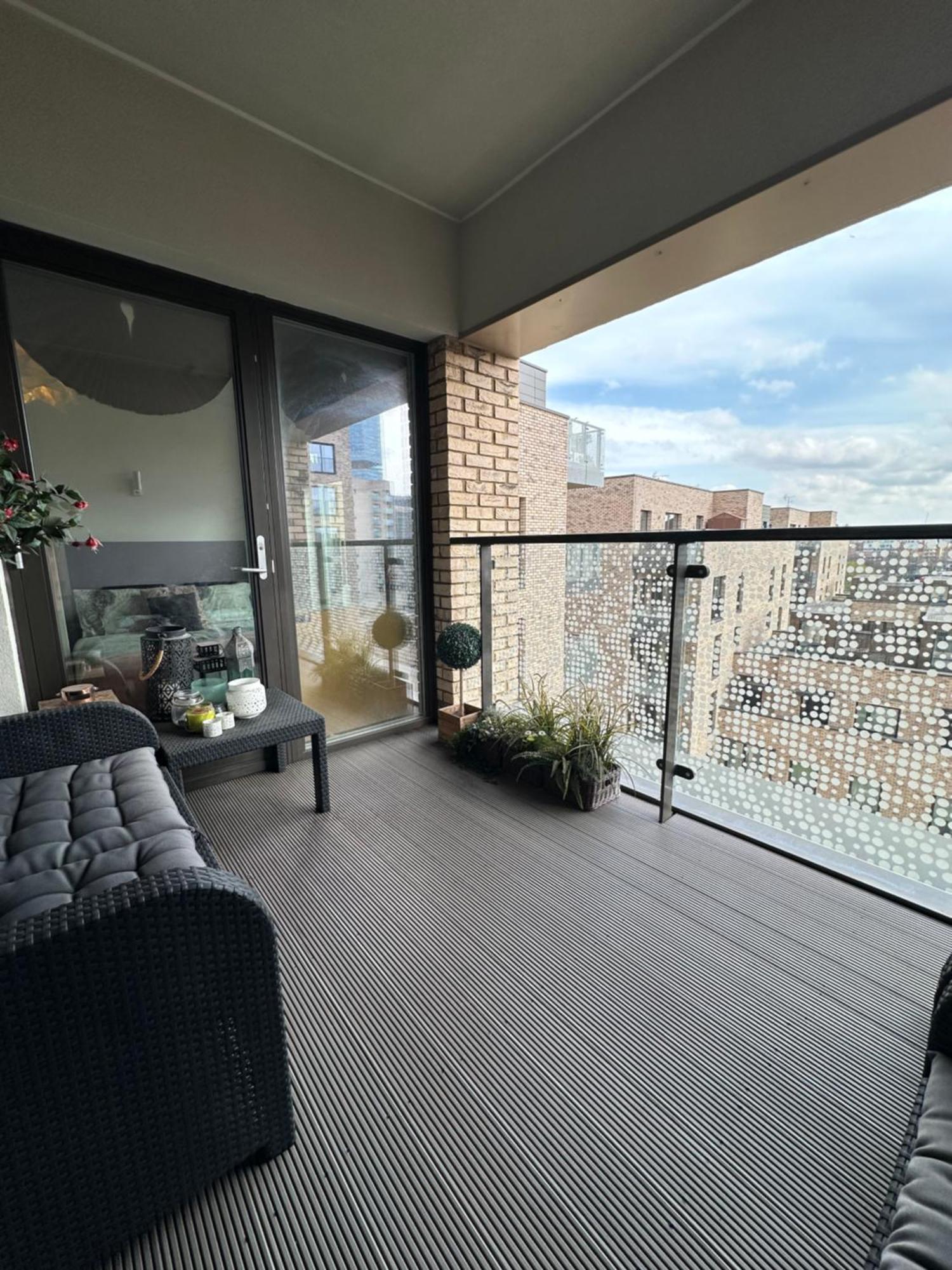 Luxury 3 Bedroom Flat In Stratford, London Exterior photo