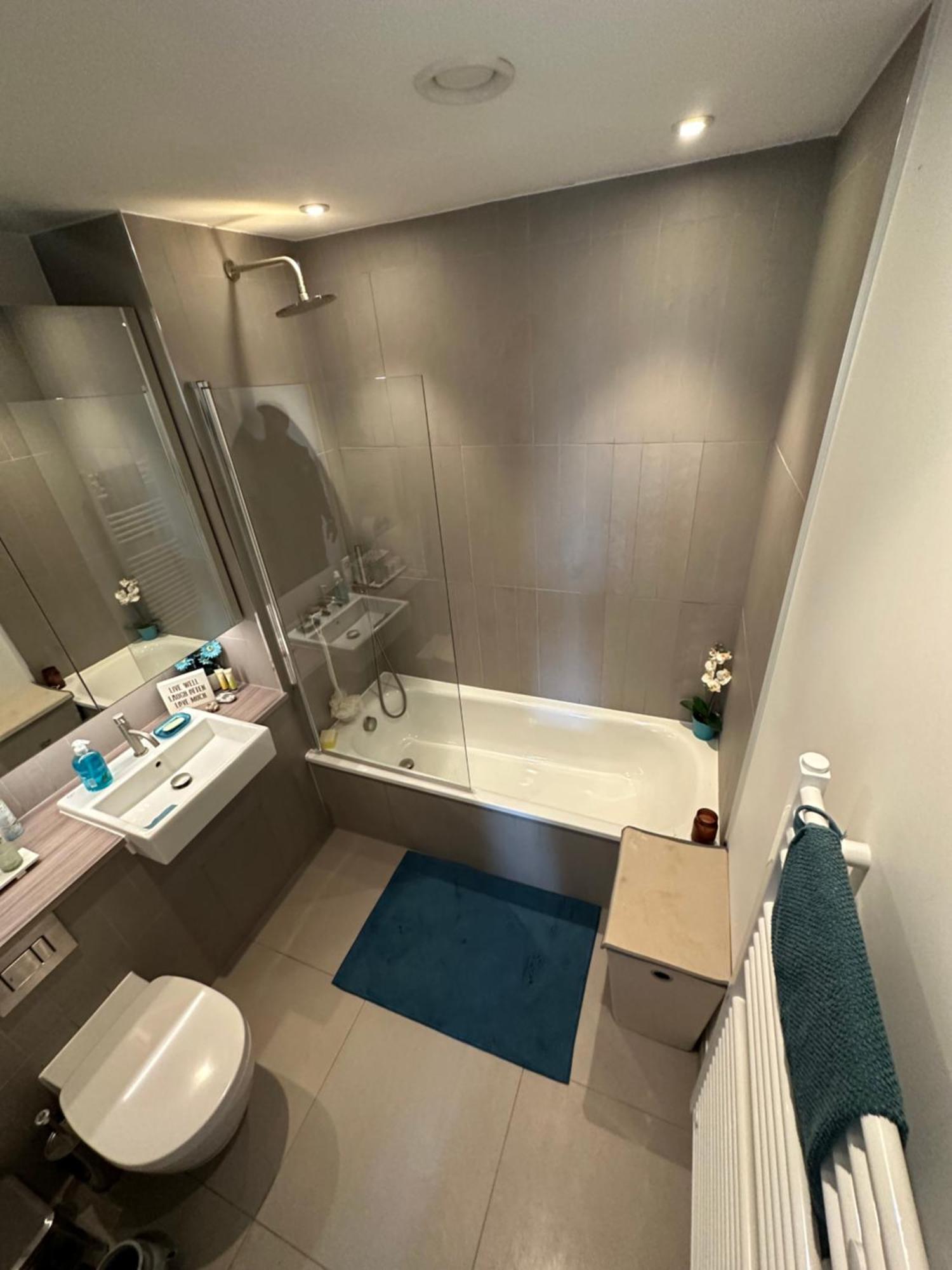 Luxury 3 Bedroom Flat In Stratford, London Exterior photo